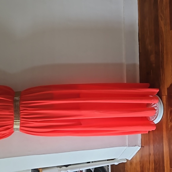 Full Length Formal Gown - Picture 3 of 5